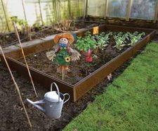 100% Recycled Plastic Raised Beds