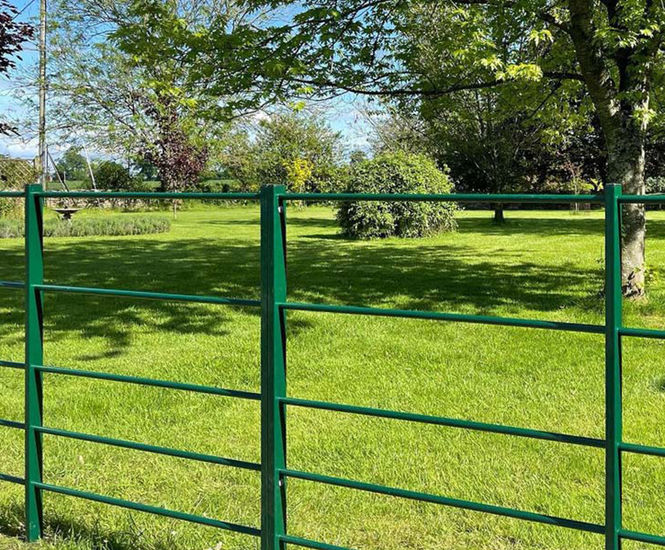 Steel estate railings