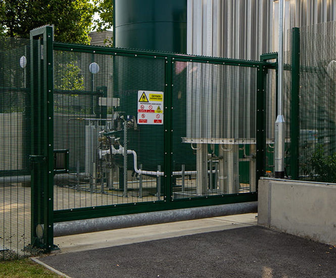 Jacksons automated sliding gate