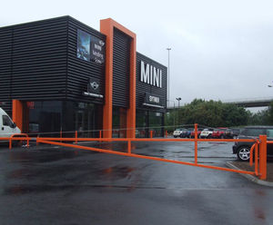 Warden manual swing barrier