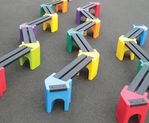 100% Recycled Plastic Zig Zag Bench