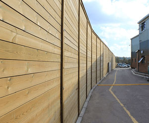 Jakoustic® - reflective acoustic fencing
