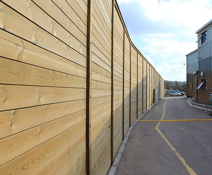 Jakoustic® - reflective acoustic fencing