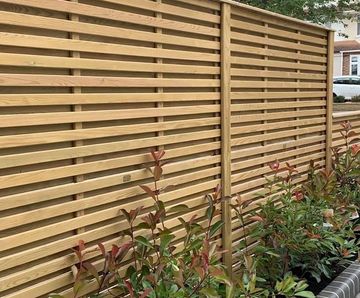 Venetian Hit & Miss - timber fence panels