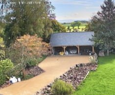 NatraTex surfacing gives private driveway extra durability