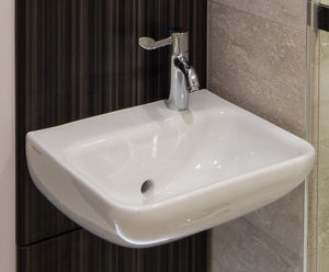Sanitaryware and brassware for nationwide hospital refurbs