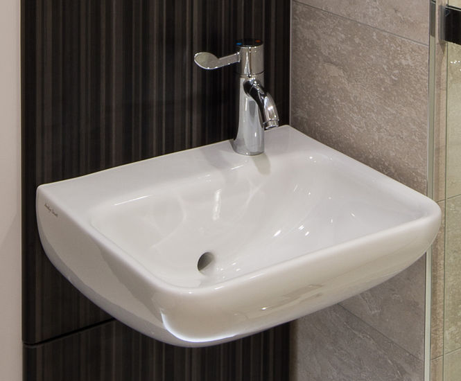 Sanitaryware and brassware for nationwide hospital refurbs