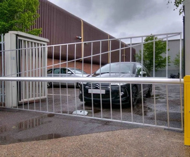 CSG 10300 series boom barriers