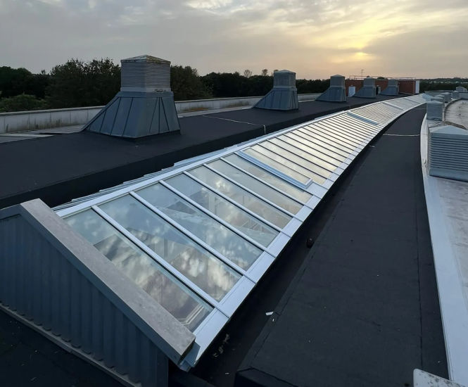 Skyline Box - patent glazing system