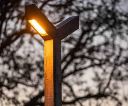 Stelle timber lamp post (93008)