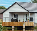 Weatherboard fibre-cement cladding with woodgrain effect