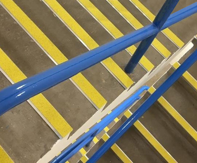 Plus-Tread infill (0-9mm) for stair nosings