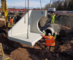SFA headwalls for concrete pipes at marina - Upton-upon-Severn