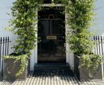 Hampton - lightweight fibreglass planters