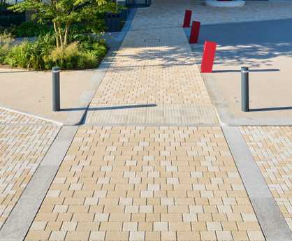 Modal X Priora - textured permeable concrete paving