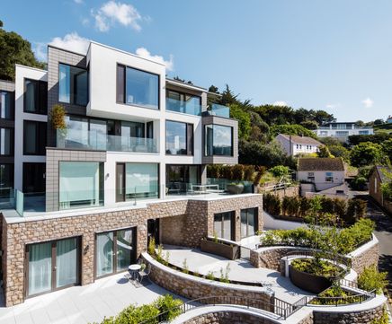 Bespoke curved planters and sculpture for high-end apartments