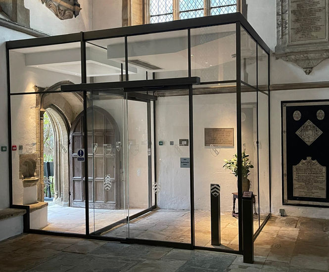 Discrete automation for glass entrance doors to historic chapel