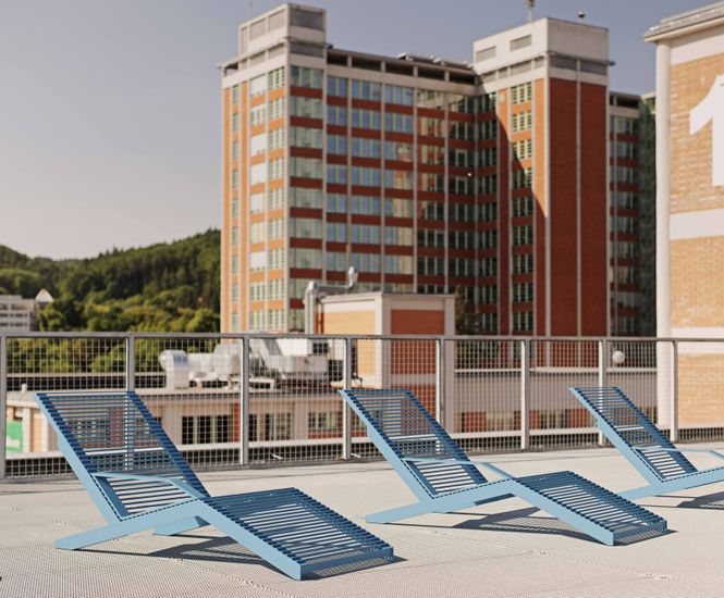 Egoe Dynamic A1-2651 - contemporary steel outdoor chaise longue