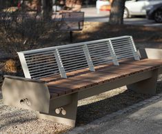 Egoe Foundation O1-4601 - steel and wood seat with integrated cycle rack