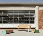 Egoe Fine Line I30-500E - steel and wood planter