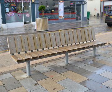 Spalding seats and benches