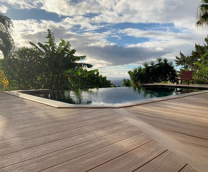 Govadeck® - anti-slip recycled plastic decking boards