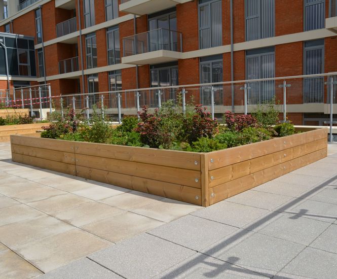 Grenadier - timber planter walling