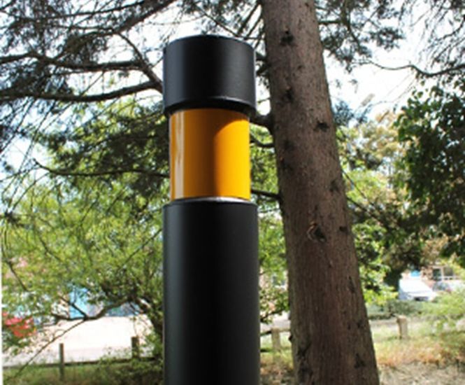 AUTOPA galvanised mild steel bollards, stepped