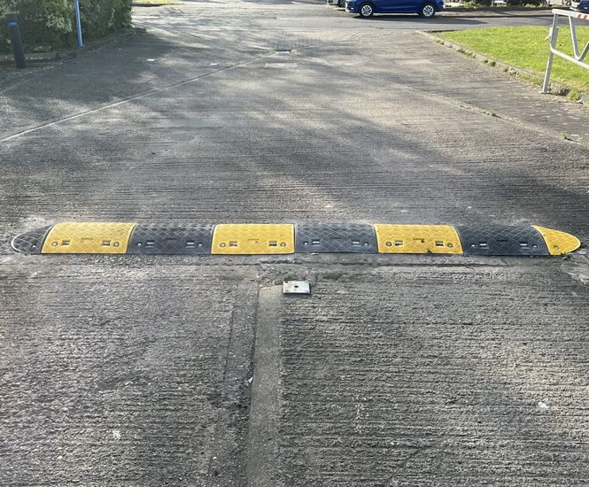 Speed Ramp 50 - slows traffic to 10mph (50mm high)