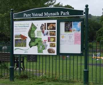 External metal noticeboards