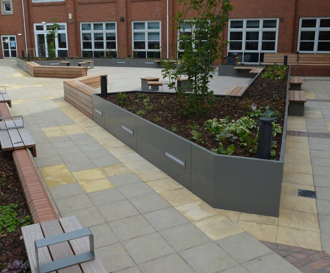 Stratum - aluminium raised planter walling