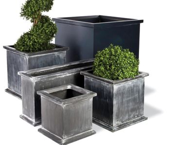 Grosvenor Planter - traditional faux lead planter