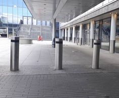 Terra Mars - PAS 68 static steel HVM security bollard (7.5t @ 40mph)