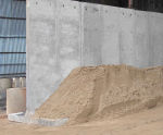 T Wall - T-shaped precast concrete retaining wall units