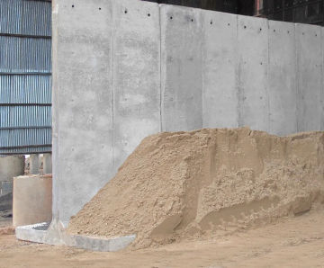 T Wall - T-shaped precast concrete retaining wall units