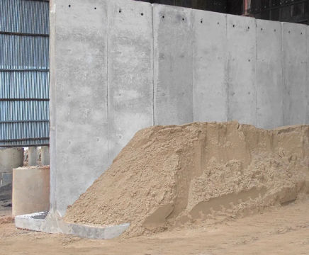 T Wall - T-shaped precast concrete retaining wall units