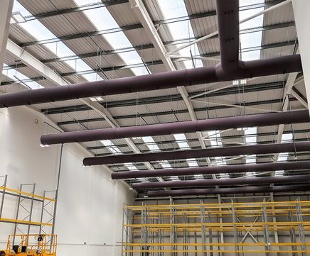 Textile air ducts for warehouse ventilation