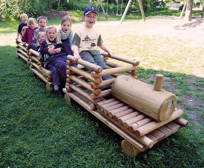 eibe chain-linked train - softwood outdoor play train for playgrounds