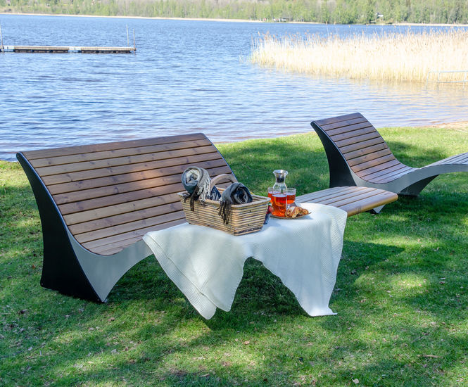 Sunbed Solberga - outdoor wood and steel sun loungers for public spaces