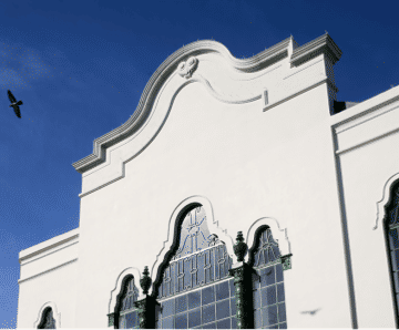 Haddonstone adds the crowning glory to the Grade II* former Granada Cinema