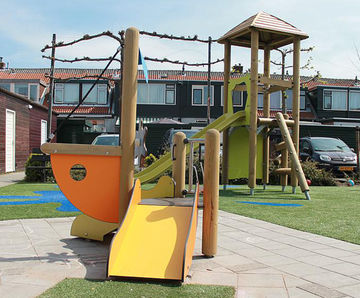Seagull Play Unit - outdoor softwood playground climbing structure
