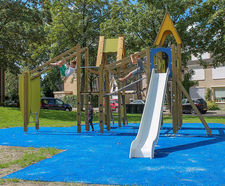 Robin Play Unit, Solo - wood playground structure for outdoor parks