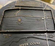 3D bronze toposcopes and viewpoint panels