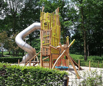 Old Wise Tree - robinia wood playground structure with slide and swings
