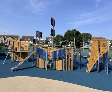 Multiplay equipment and surfacing helps create destination play space