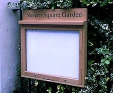 Wallmounting hardwood notice board - oak framed lockable display case