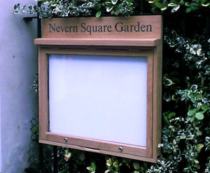 Wallmounting hardwood notice board - oak framed lockable display case