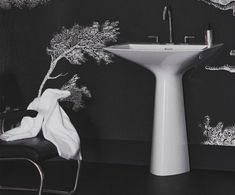 Tipo-Z - ceramic bathroom basin for modern washroom design