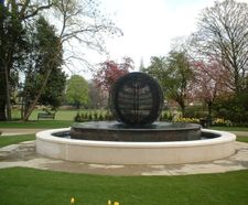 Illuminated water sculpture for The Hurlingham Club, Fulham