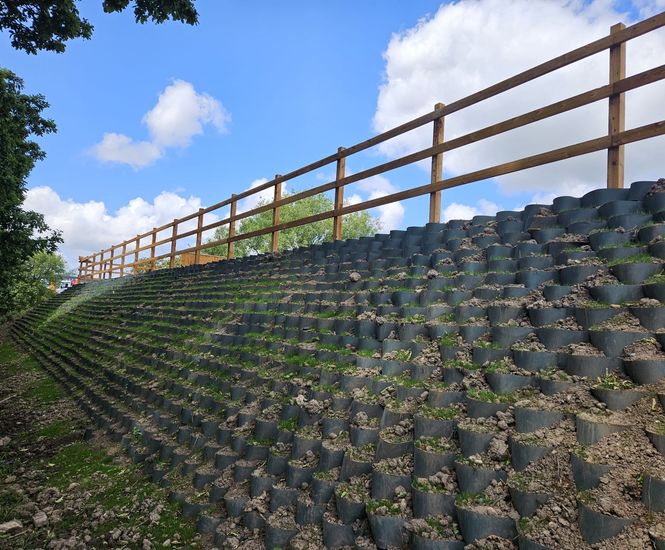 Greenfix and Presto Geosystems receive BBA certification for Geoweb®